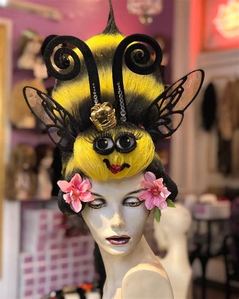 Queen Bee 🐝🐝🐝🐝🐝 Fifimahonys Nola Brooklynleighwigs Queenbee