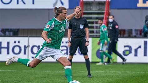Werder bremen avoid automatic relegation as dusseldorf go down. Werder Bremen: Das sagt Ivan Klasnic über Niclas Füllkrugs ...
