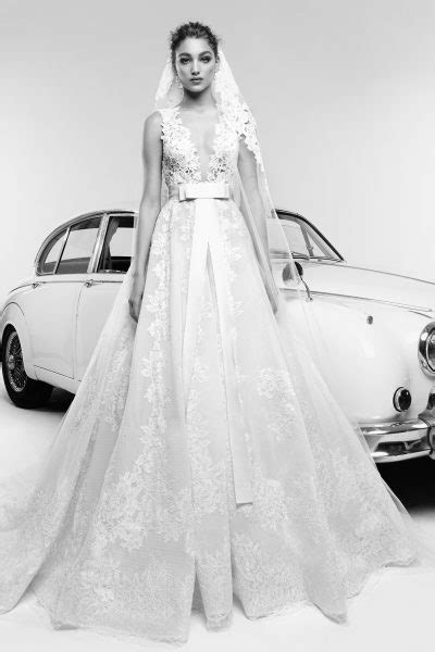 With the slew of designer gowns, designer discount gowns, and custom and thrifted dresses, wedding gowns can run the gamut on prices, and while there are certainly extremes on both the higher and lower ends of the spectrum, what is a. How much does a zuhair murad dress cost - SHIKAKUTORU.INFO