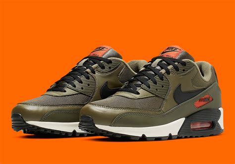 Besides good quality brands, you'll also find plenty of discounts when you shop for nike air max 90 during big sales. "Unbeaten" Colors Struck The Nike Air Max 90 - Supreme ...