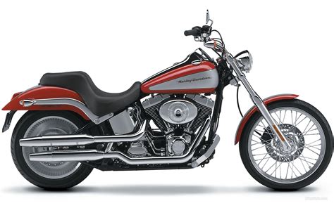 The heritage softail ® classic is a lot like the softail ® deluxe, but it offers more touring features. 2006 Harley-Davidson FXSTD Softail Deuce: pics, specs and ...