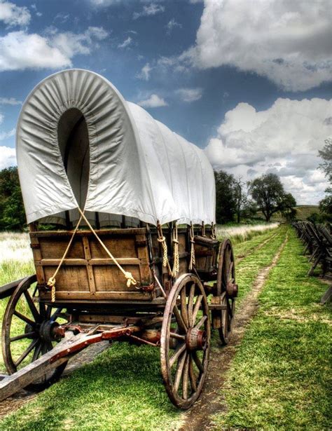 Covered Wagon Wagon Pinterest Covered Wagon Old Wagons Horse