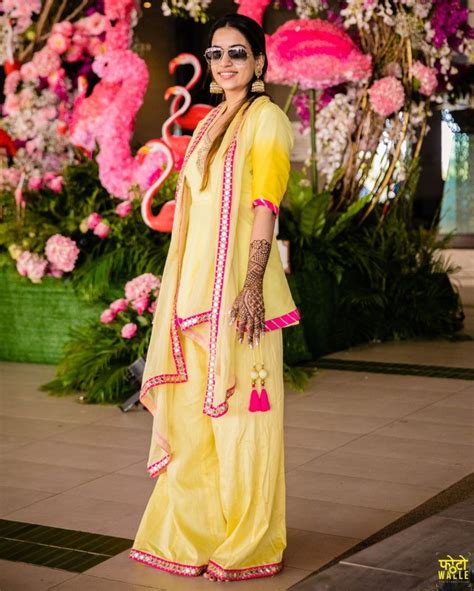 21 Popular Mehndi Function Dresses For An Ultra Chic Look Function