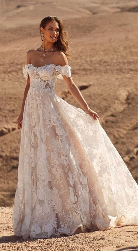 Elegant Off The Shoulder Wedding Dress Inspiration