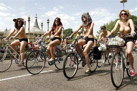 Naked Bike Ride Cycling Showing Titis Pussies Some Cocks Porn