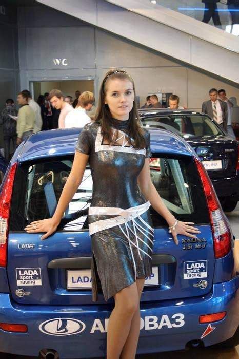 The Girls From The Russia Auto Show Gallery Top Speed