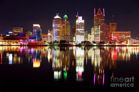 Downtown Detroit Skyline Reflection On The Detroit River Photograph By