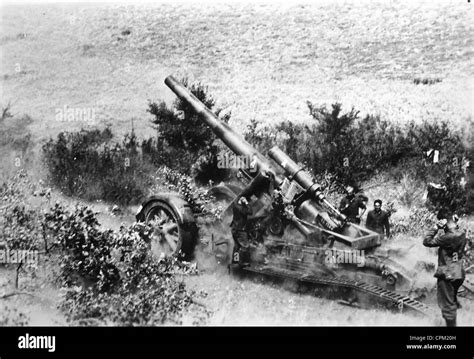 German Artillery Eastern Front Hi Res Stock Photography And Images Alamy