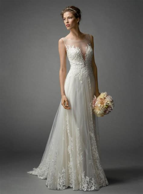 Ivory Romantic Wedding Dress Lace Column Bridal Dress Chiffon Round