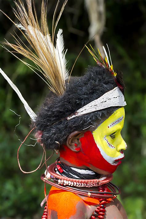 Huli Wigman Boy 2 Papua New Guinea Smithsonian Photo Contest