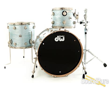 Dw 3pc Collectors Series Maple Drum Set Pale Blue Oyster