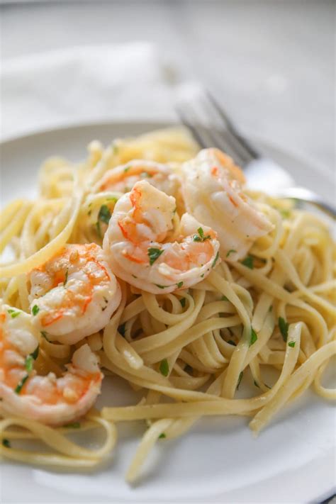 Classic Shrimp Scampi 20 Minute Recipe Laurens Latest