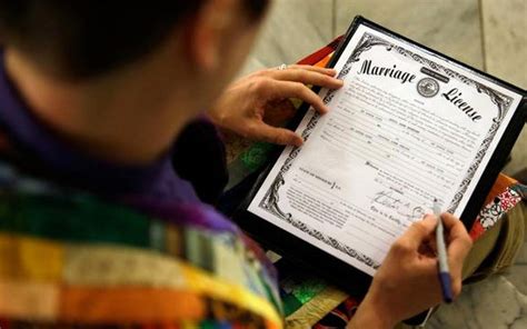 Judge Overturns Missouri’s Constitutional Ban On Same Sex Marriage Kitschmix