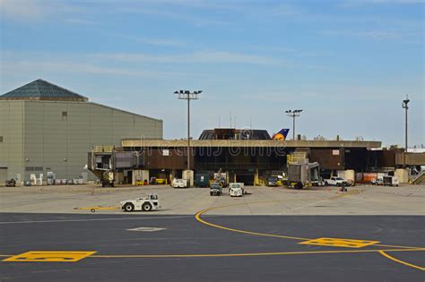 Newark Liberty International Airport Terminal Building With Runway