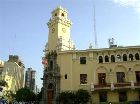 Palacio Municipal De Miraflores En Lima Perú