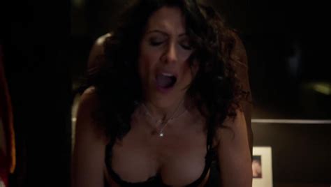 Lisa Edelstein Strips On House Hot Sex Picture