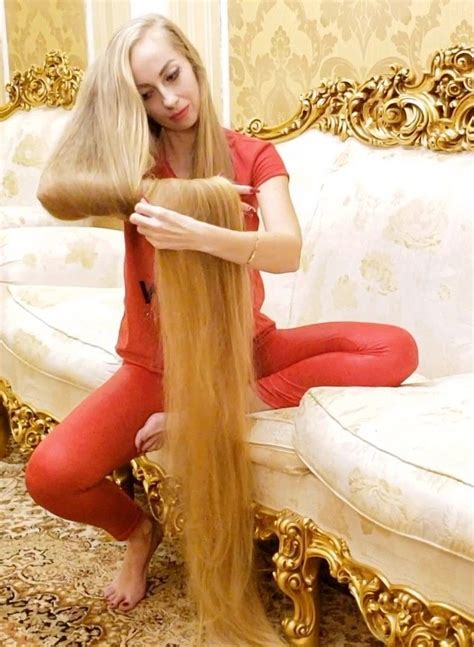Pin De Terry Nugent Em Beautiful Long Blonde Hair