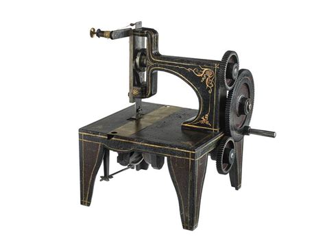 El 12 De Agosto De 1851 Isaac Singer Patentó Su Máquina De Coser
