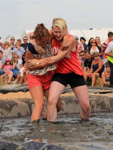 Naked Women Rolling Wrestling Telegraph