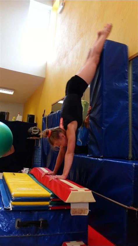Cast To Hs Drill Gymnastics Lessons Gymnastics Videos Gymnastics Skills