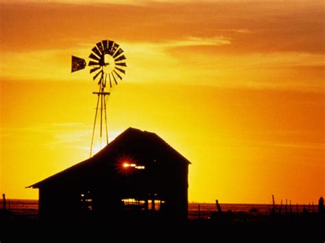 Sunset In The Country Old Windmills Windmill Old Barns