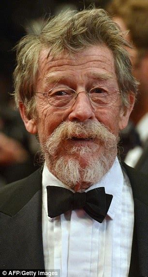 John Hurt Diagnosed With Early Stage Pancreatic Cancer Daily Mail Online