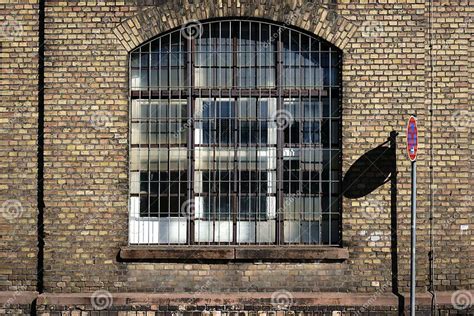 Disused Factory With Brick Walls Stock Image Image Of Site Traffic