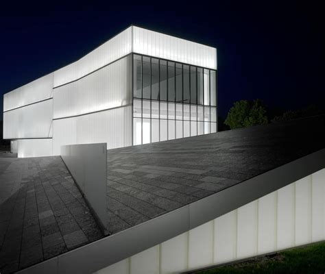 The Nelson Atkins Museum Of Art By Steven Holl Architects In Kansas
