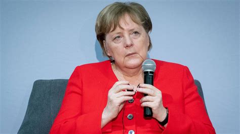 Afd Kritische Äußerung Von Merkel Bundesverfassungsgericht Urteilt