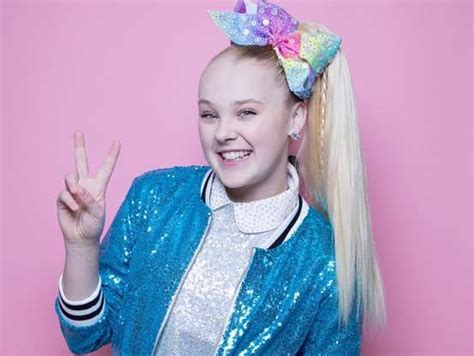 In January Pop Star Jojo Siwa Came Out As Queer In A Viral Tiktok Video Amy Sussmaninvision
