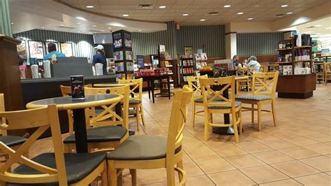 Barnes And Noble Booksellers 16 Photos And 37 Reviews Bookstores