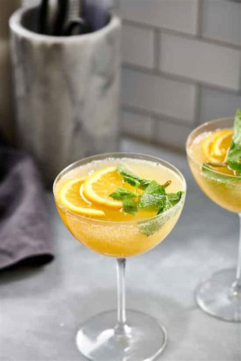 Orange Champagne Mule Recipe — The Mom 100
