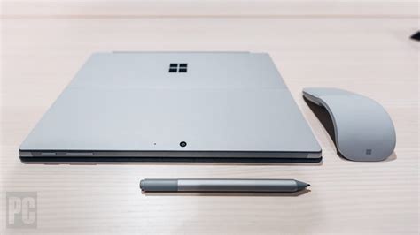 Hands On Microsoft Surface Pro 7 Adds Ice Lake Cpus Usb Type C Ports