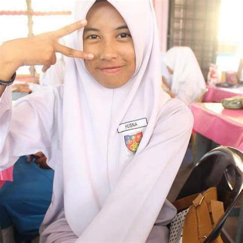 Harris yusoff (nar publishing sdn bhd) lyricist: Biodata Fatin Husna, Popular Kerana Smule | Azhan.co