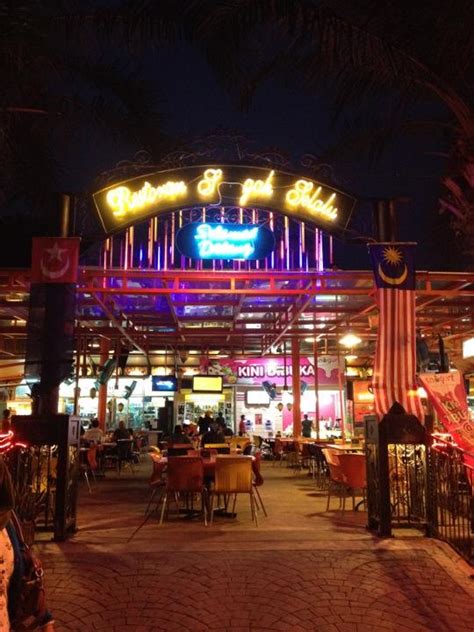 Tempat makan di jakarta selanjutnya adalah emax café & lounge yang ada di jalan kemang raya 45, jakarta selatan, plaza semanggi ground floor. Tempat Makan Best di JB, Johor Bahru ~ ScaniaZ
