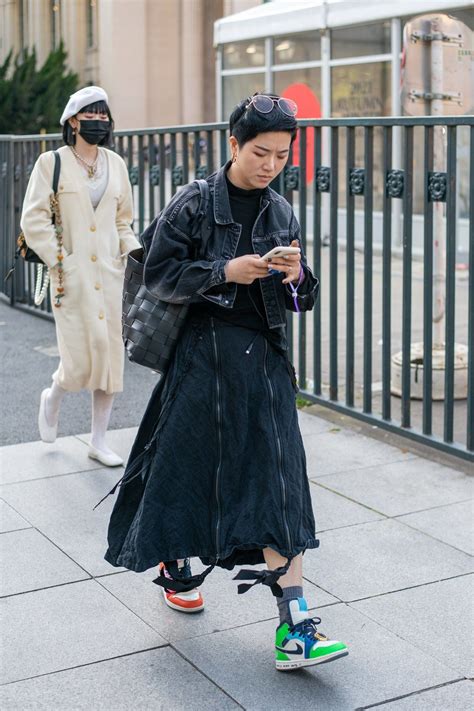 the best street style at shanghai fashion week fall 2021 global fashion report