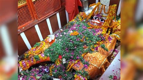 hanuman jayanti 2023 भारत के इन 5 मंदिरों में बजरंगी के दर्शन से दूर होते हैं सारे दुख