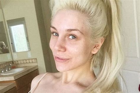 Courtney Stodden Is Virtually Unrecognisable As She Ditches Make Up In