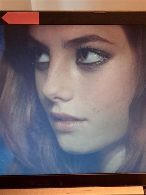 Grunge Girl Aesthetic Beige Aesthetic Film Aesthetic Effy Stonem