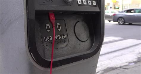 Fbi Office Warns Against Using Public Phone Charging Stations At