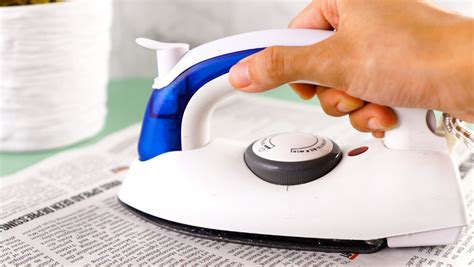 How To Clean An Iron 10 Steps To Clean The Bottom Of An Iron