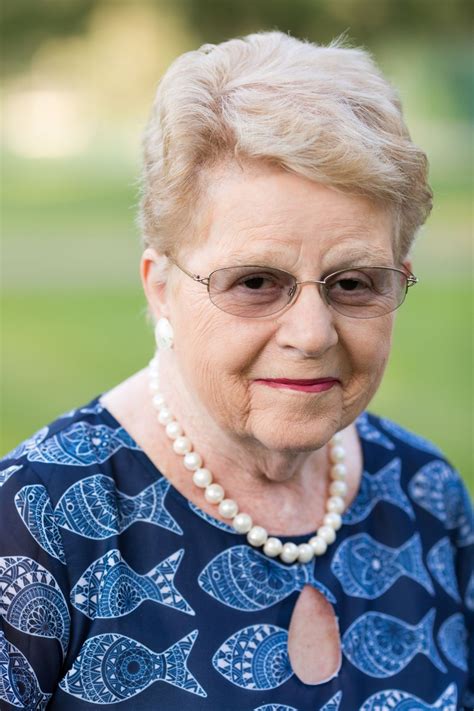 Virginia Daniels - Facebook, Instagram, Twitter [Profiles]