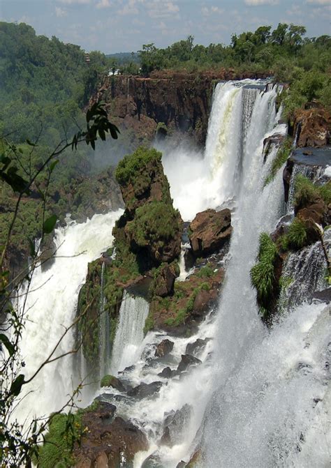 Worlds Incredible Iguazu Falls One Of The Largest Falls In The World