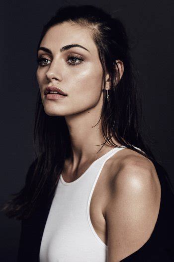 Phoebe Tonkin Fotka