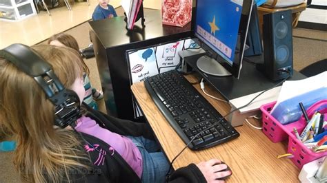These ideas, resources, and activities have you covered in the classroom, tech lab, and media center. Kindergarten Computer Activities Made Easy | KindergartenWorks