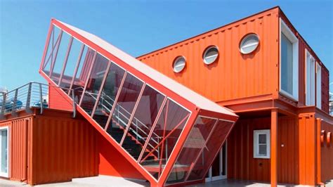 Continue reading for your own shipping container house design idea! Sea Container Homes Ideas to Create a Distinctive Home ...