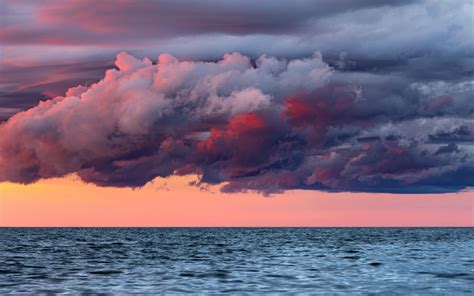 Download Wallpaper 3840x2400 Sea Horizon Sunset Clouds Water 4k