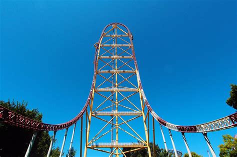 Top thrill dragster is a steel strata roller coaster located at cedar point in sandusky, ohio, usa. Top Thrill Dragster Cedar Point Fastest Roller Coaster ...