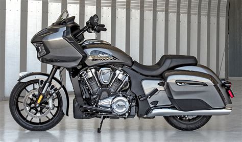 Review 2020 Indian Motorcycle Challenger Women Riders Now