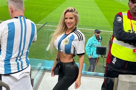 Argentina Fans Celebrate World Cup At Landmark Sexiest Fan Said Shed